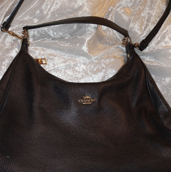 Black leather Coach Purse - Picture 2 of 3